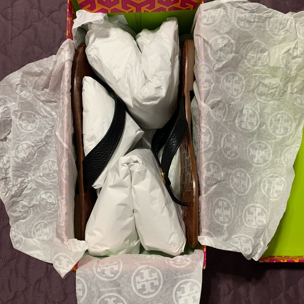 Brand new tory burch thora sandals